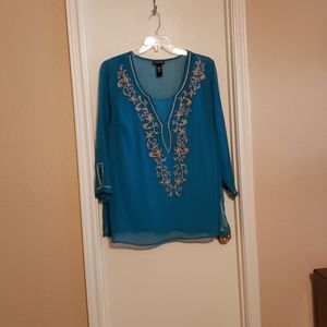 Catherine's top size 1X